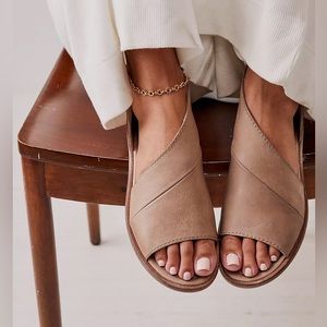 Free People Mont Blanc Sandal Size 40 / 10 "Dove Grey"